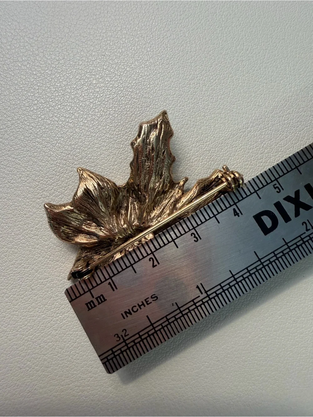 90s Vintage Retro Holiday Poinsettia Brooch in Red and Green and Sparkle